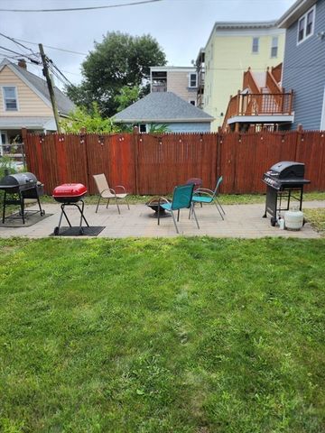 33 Speedwell St, Boston, MA 02122