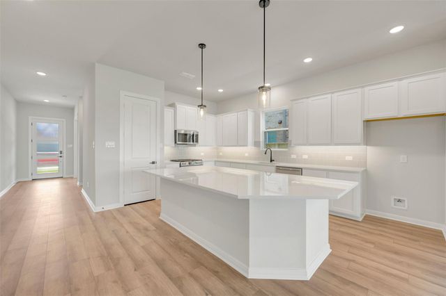 7022 Salt Dome Drive, League City, TX 77546