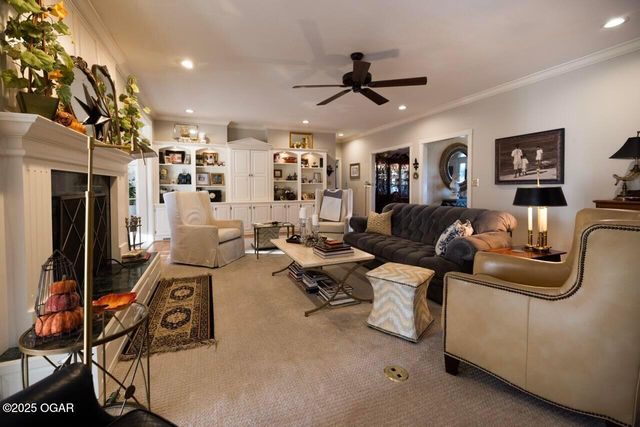 2012 Beau Drive, Carthage, MO 64836