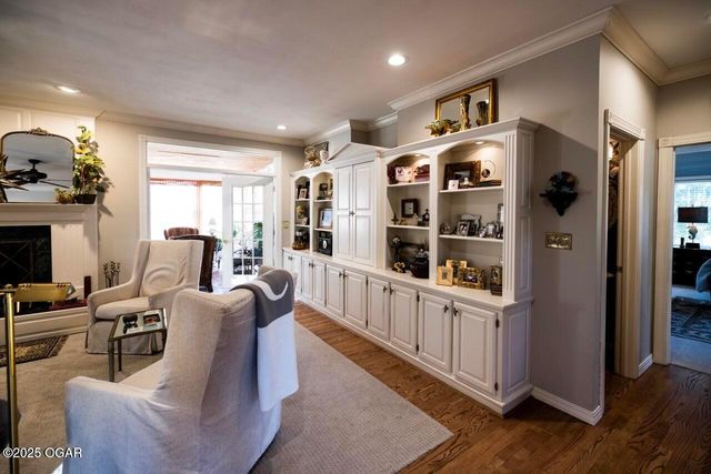 2012 Beau Drive, Carthage, MO 64836