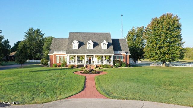2012 Beau Drive, Carthage, MO 64836