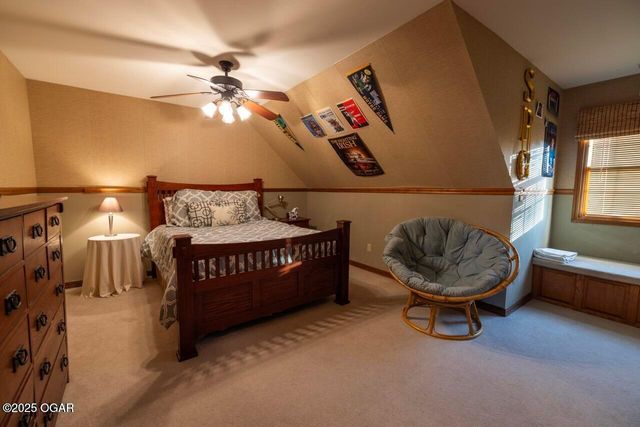 2012 Beau Drive, Carthage, MO 64836