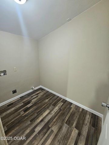 425 E 21st Street, Baxter Springs, KS 66713