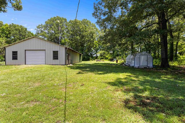 325 County Road 1081, Carthage, TX 75633