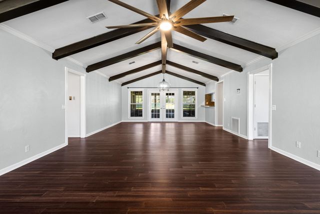 325 County Road 1081, Carthage, TX 75633