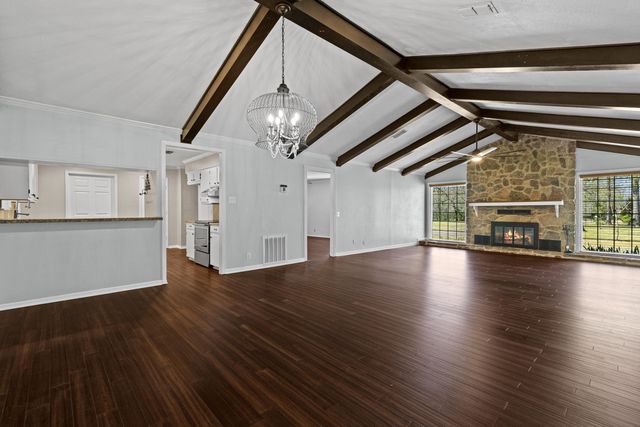 325 County Road 1081, Carthage, TX 75633