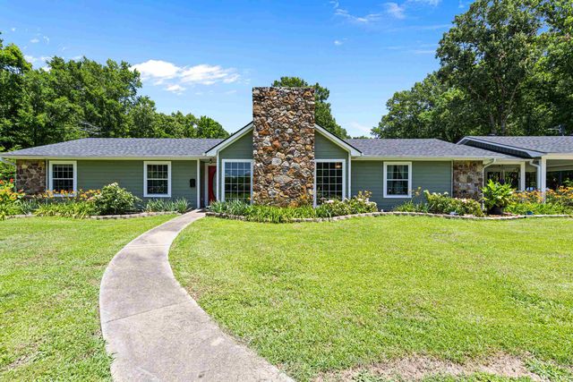 325 County Road 1081, Carthage, TX 75633