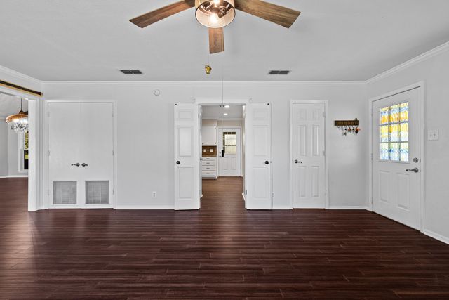 325 County Road 1081, Carthage, TX 75633