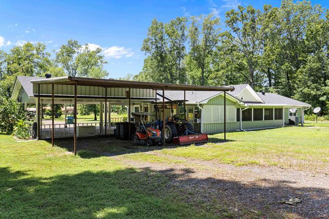 325 County Road 1081, Carthage, TX 75633