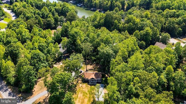 5500 BAZZANELLA DR, Mineral, VA 23117