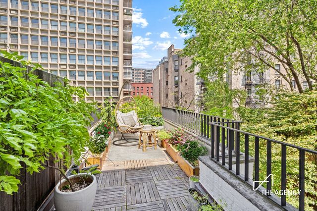 131 W 95TH Street, New York City, NY 10025