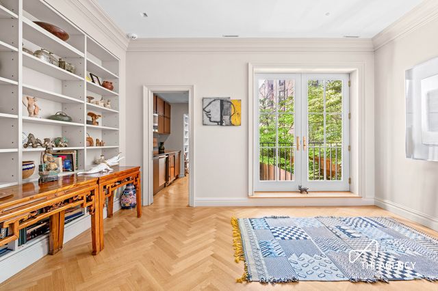 131 W 95TH Street, New York City, NY 10025