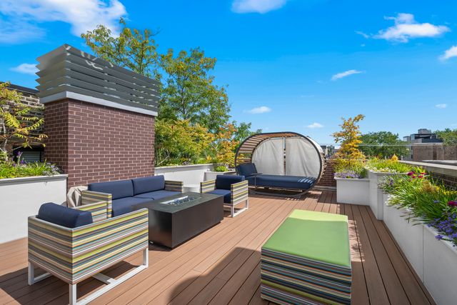 1921 N Dayton Street, Chicago, IL 60614