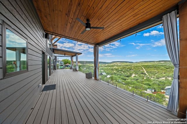 1053 Ledge Path, Canyon Lake, TX 78133