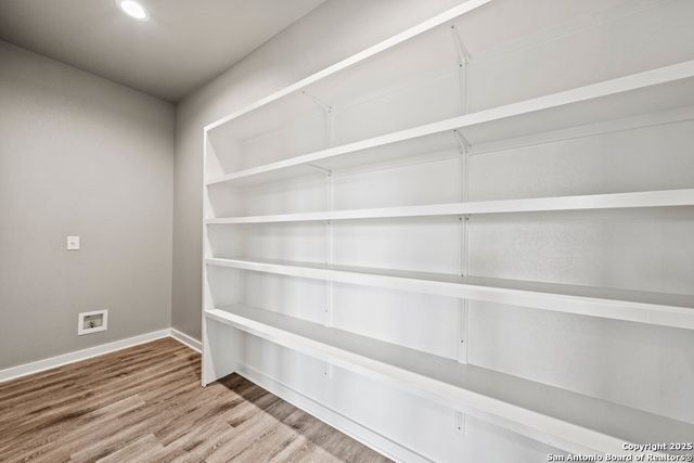 1053 Ledge Path, Canyon Lake, TX 78133