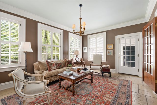 3519 Woodmont Blvd, Nashville, TN 37215