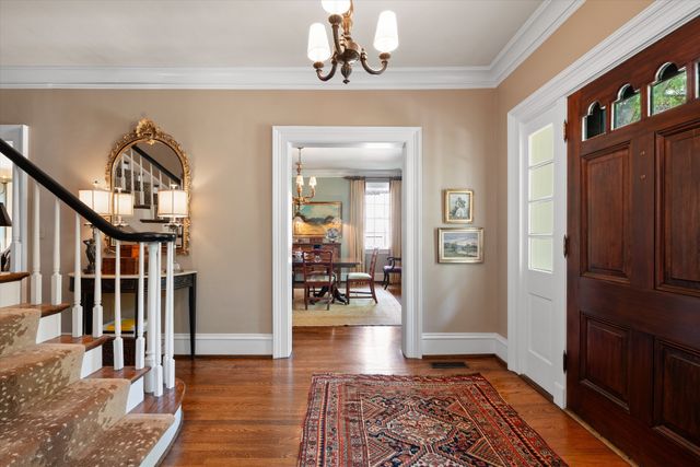 3519 Woodmont Blvd, Nashville, TN 37215