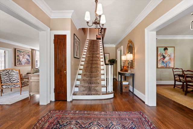 3519 Woodmont Blvd, Nashville, TN 37215