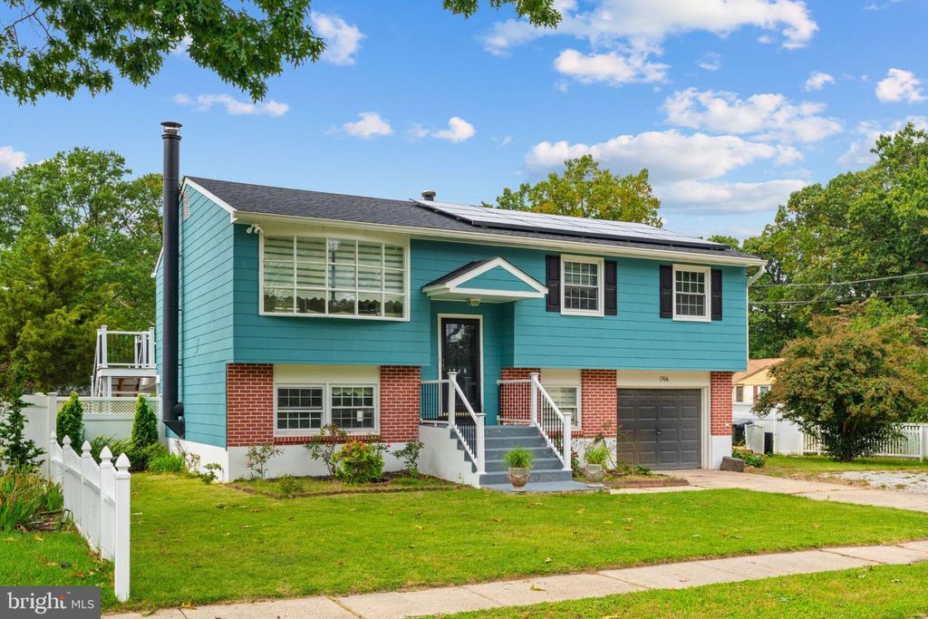 1566 LAFAYETTE ST, WEST DEPTFORD, NJ 08086 — exterior