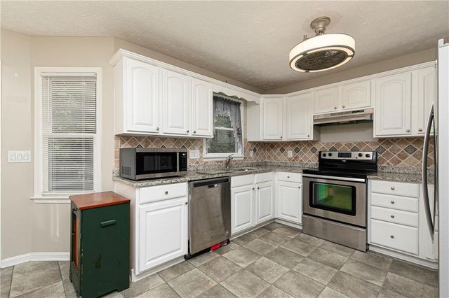 844 Hardy Circle, Dallas, GA 30157