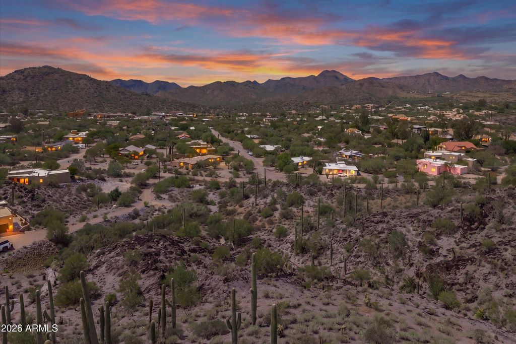 37395 N Sunset Trail -, Cave Creek, AZ 85331 — exterior