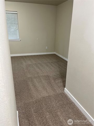 20511 12th Avenue Ct E, Spanaway, WA 98387