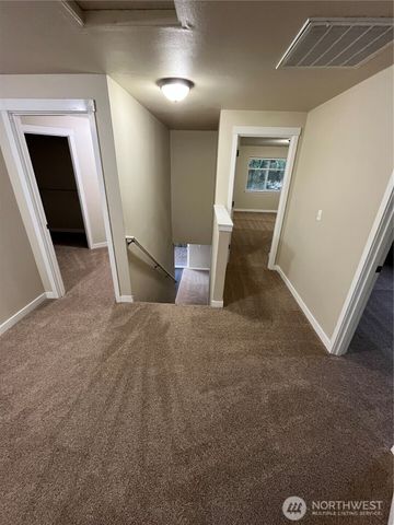 20511 12th Avenue Ct E, Spanaway, WA 98387