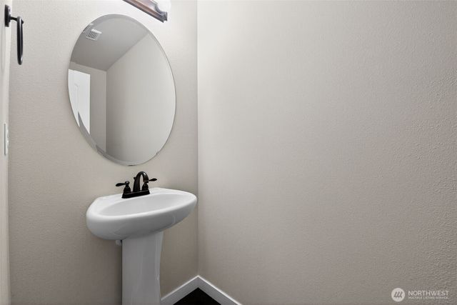 20511 12th Avenue Ct E, Spanaway, WA 98387