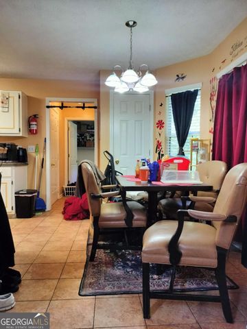 9439 Whaleys Lake Lane, Jonesboro, GA 30238