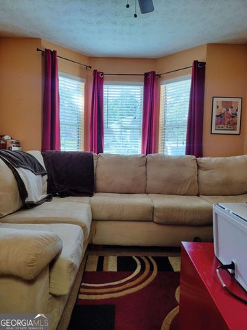 9439 Whaleys Lake Lane, Jonesboro, GA 30238
