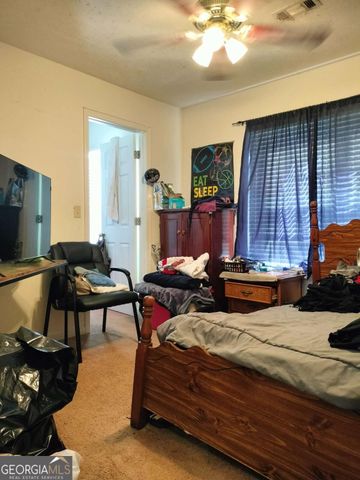 9439 Whaleys Lake Lane, Jonesboro, GA 30238