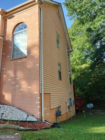 9439 Whaleys Lake Lane, Jonesboro, GA 30238
