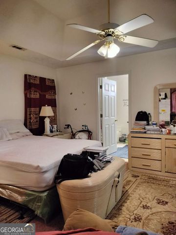 9439 Whaleys Lake Lane, Jonesboro, GA 30238