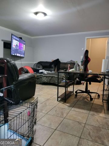 9439 Whaleys Lake Lane, Jonesboro, GA 30238