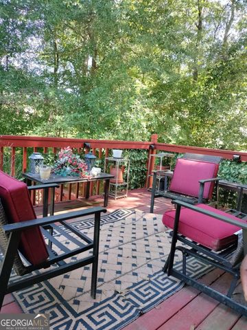 9439 Whaleys Lake Lane, Jonesboro, GA 30238