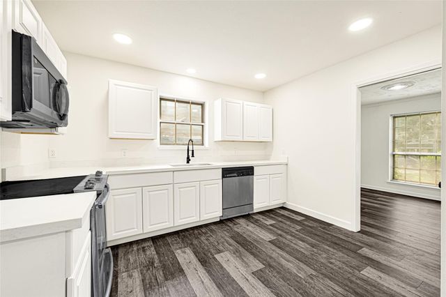 1711 Big Horn Drive, Houston, TX 77090
