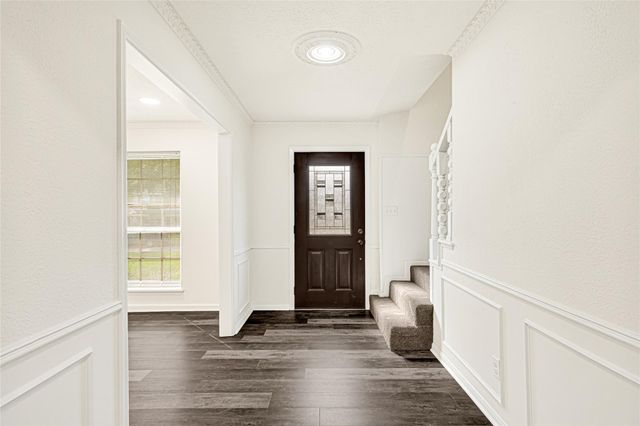 1711 Big Horn Drive, Houston, TX 77090