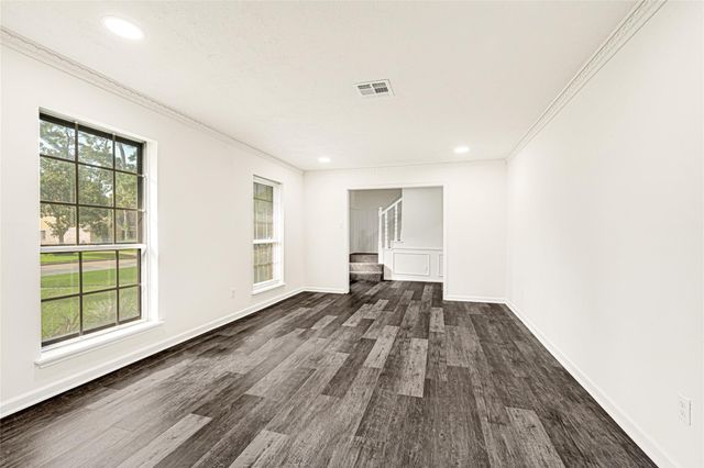 1711 Big Horn Drive, Houston, TX 77090