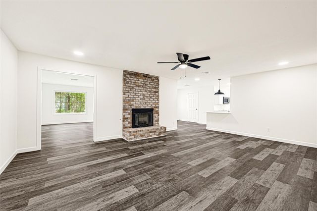 1711 Big Horn Drive, Houston, TX 77090