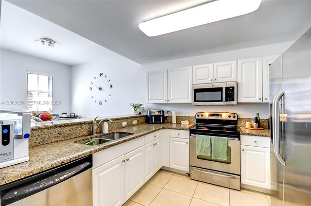 11403 NW 89th Street 217, Doral, FL 33178