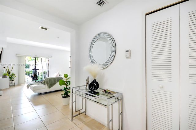 11403 NW 89th Street 217, Doral, FL 33178