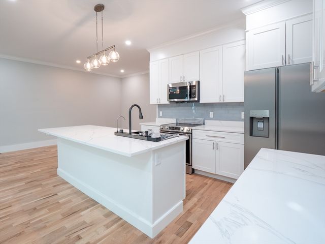76 Center St. A, Plympton, MA 02367