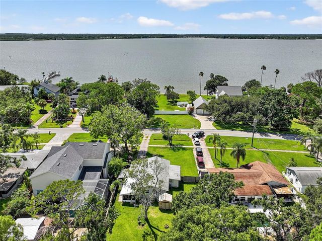 605 SHORE DRIVE E, Oldsmar, FL 34677
