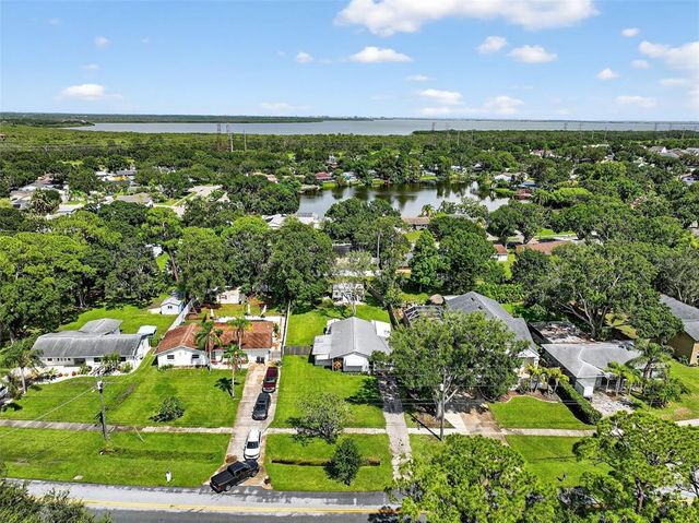 605 SHORE DRIVE E, Oldsmar, FL 34677