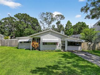 605 SHORE DRIVE E, Oldsmar, FL 34677