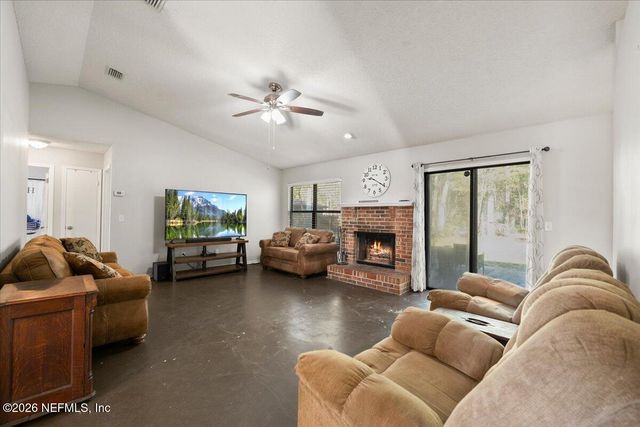 14724 CAPE Drive E, Jacksonville, FL 32226