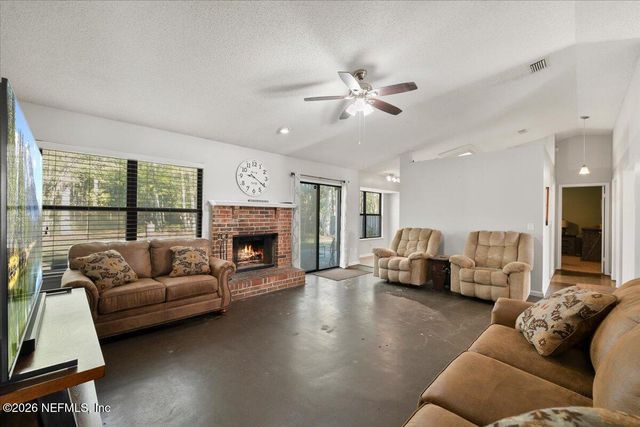 14724 CAPE Drive E, Jacksonville, FL 32226