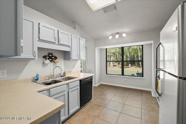 14724 CAPE Drive E, Jacksonville, FL 32226