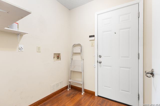 9929 Village Briar, San Antonio, TX 78250