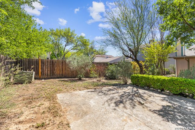 9929 Village Briar, San Antonio, TX 78250